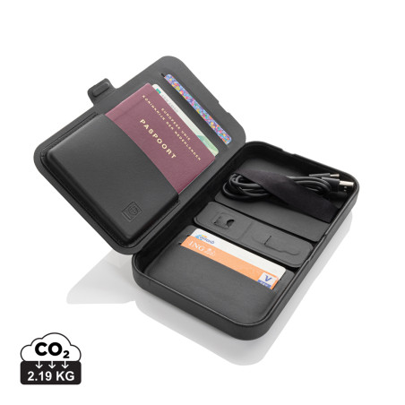 Étui de voyage avec chargeur 3 en 1 en PU RCS Swiss Peak Personnalisable | BCM Goodies - 3