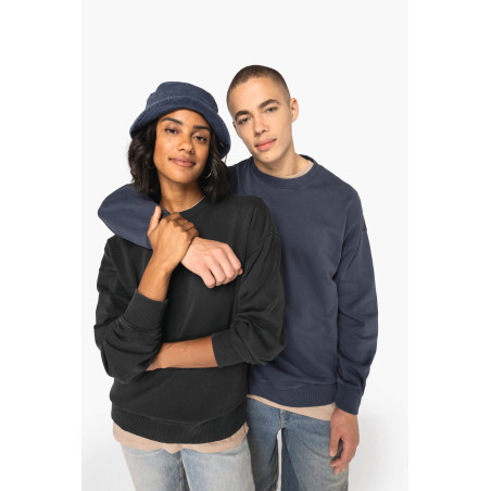 Sweat-shirt écoresponsable à col rond délavé oversize unisexe Personnalisable | BCM Goodies - 4