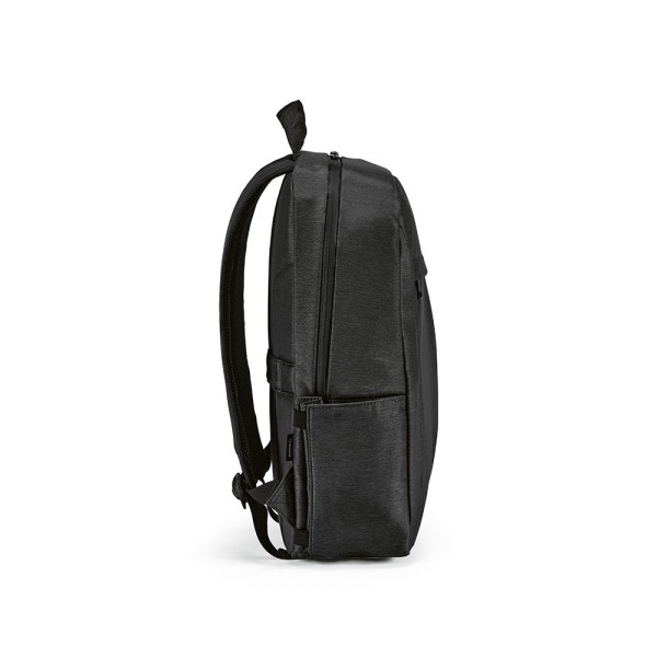 Sac à dos Madrid 22L en nylon recyclé - Fonctionnel, résistant et éco-responsable | BCM Goodies