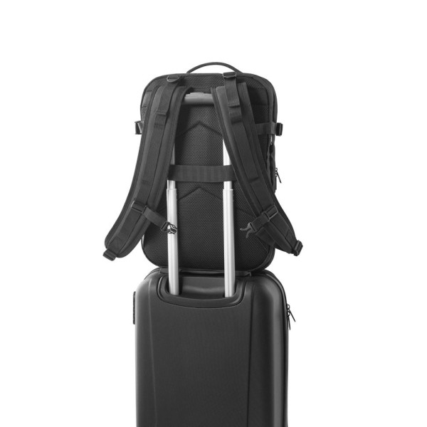 DALLAS. Sac à dos de voyage en polyester 600D recyclé haute densité pour ordinateur portable de 17.3 pouces