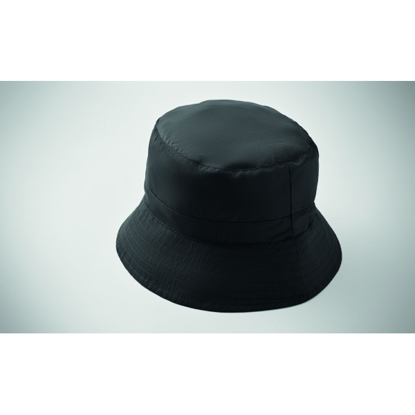 Le chapeau de pêcheur déperlant en polyester avec pochette en tissu - Accessoire publicitaire pratique pour événements et cadeau