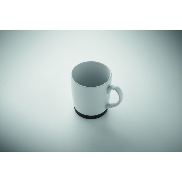 Mug en céramique blanc mat avec base en silicone - BCM Goodies