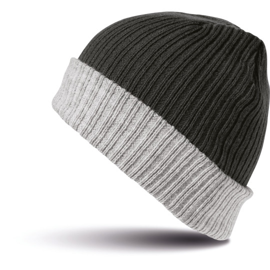Bonnet tressé personnalisable pour communication d’entreprise – Broderie et cadeaux d’affaires