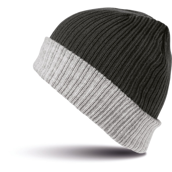 Bonnet tressé personnalisable pour communication d’entreprise – Broderie et cadeaux d’affaires