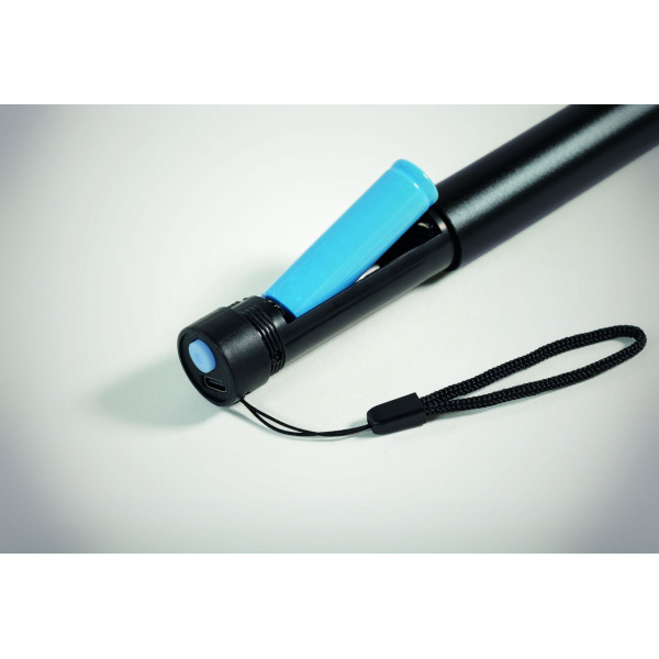 Lampe torche rechargeable en aluminium recyclé LUMEZO - Objet personnalisable pour événements et cadeaux d'entreprise