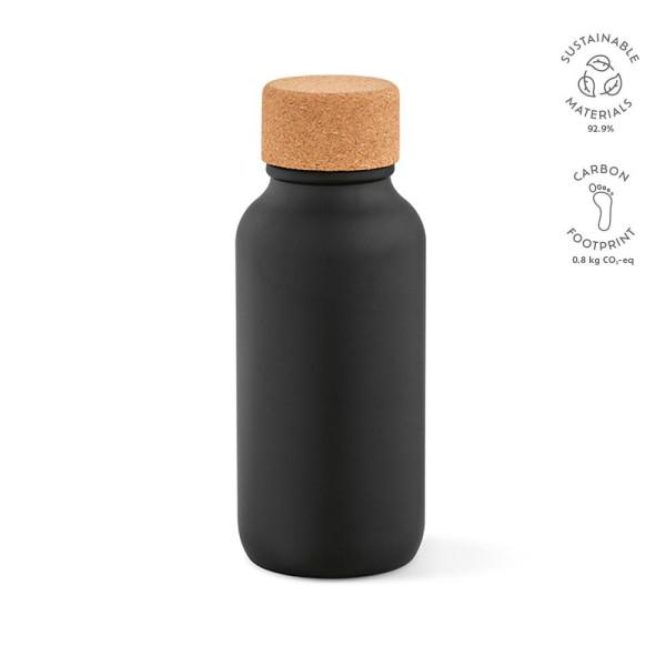Bouteille Volga 530 ml personnalisable en acier inoxydable recyclé avec bouchon liège – BCM Goodies