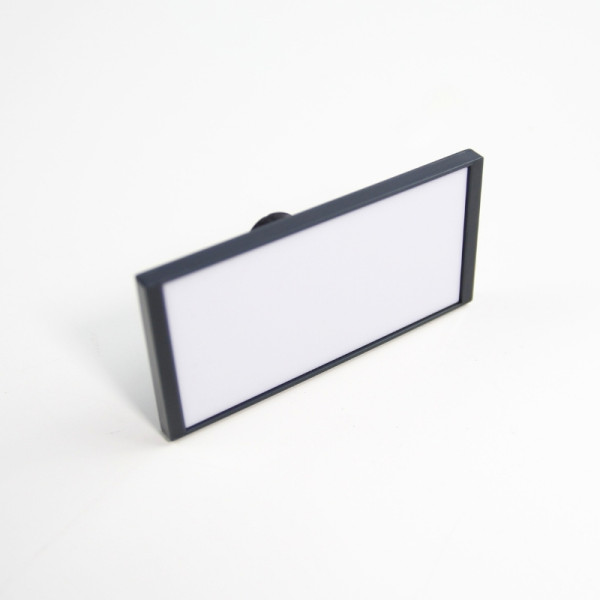 Badge nominatif magnétique personnalisable – Identification professionnelle B2B – BCM Goodies
