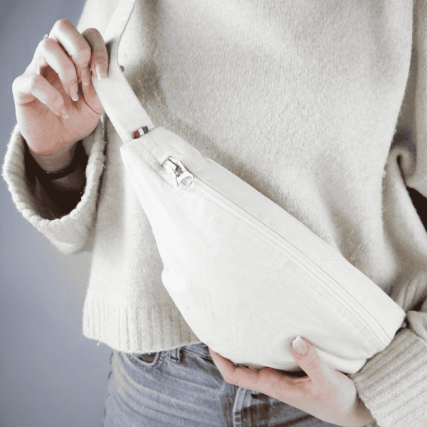 Sac banane personnalisable en coton bio made in France – Objet publicitaire écoresponsable pour entreprises
