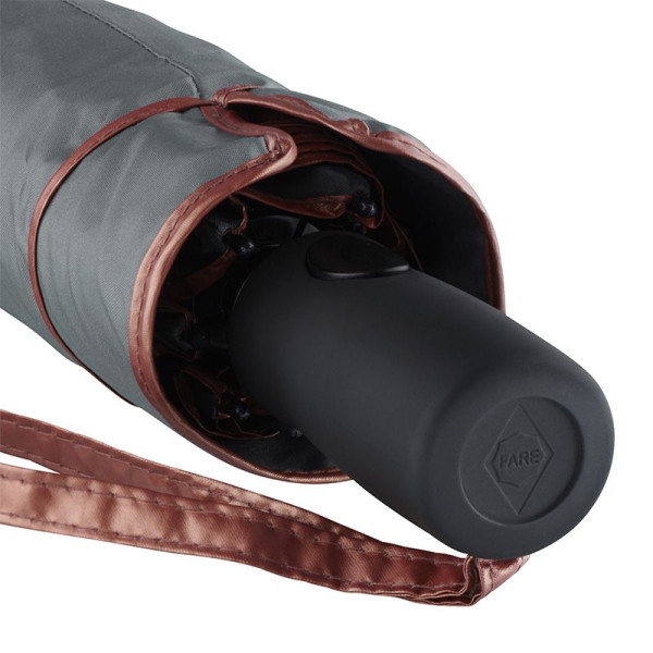 Parapluie de poche FARE personnalisable pour professionnels - BCM Goodies