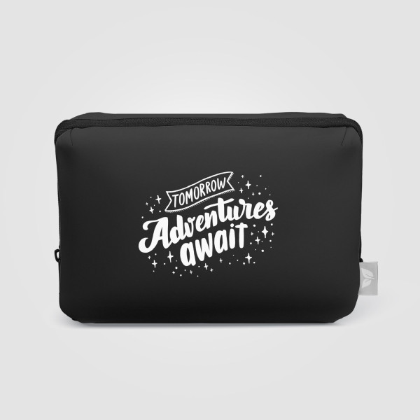 Pochette utilitaire Malmö 2L en rPET et PU recyclé avec multiples poches – BCM Goodies