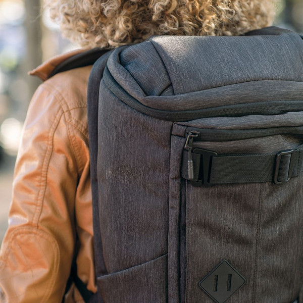 Sac à dos personnalisable Paso Backpack en rPET recyclé - Cadeau d’entreprise éco-responsable BCM Goodies