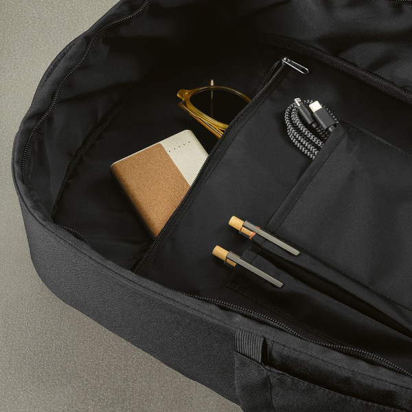 Sac à dos Budapest Backpack - Sac à dos écologique 16L en rPET - Personnalisable avec logo - Idéal pour déplacements quotidiens 