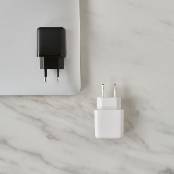 Franklin Cable : câble de recharge éco-responsable USB-A et USB-C 20W en rPET – BCM Goodies