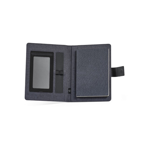 Conférencier personnalisable Tolstoy A5 en rPET avec bloc-notes FSC et fermeture magnétique – Objet publicitaire pour entreprise