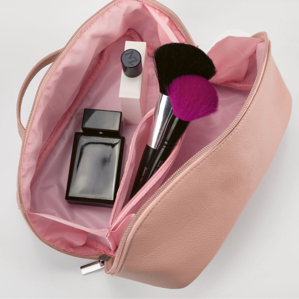 Trousse de toilette Macao en cuir recyclé avec compartiments spacieux et fermeture éclair – Accessoire de voyage BCM Goodies