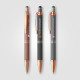 Stylo publicitaire Le Phoenix Softy Rose Gold Métallique avec stylet personnalisé gravure laser – BCM Goodies