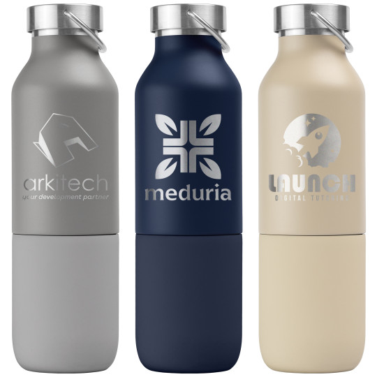 Bouteille isotherme recyclée Freya Duo 2-en-1 590 ml avec gobelet 325 ml personnalisable – Goodies entreprise BCM