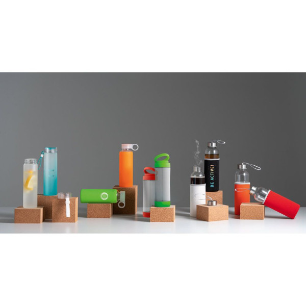 Meta titre SEO pour la fiche produit : Bouteille de sport QUINTANA en verre personnalisable - BCM Goodies