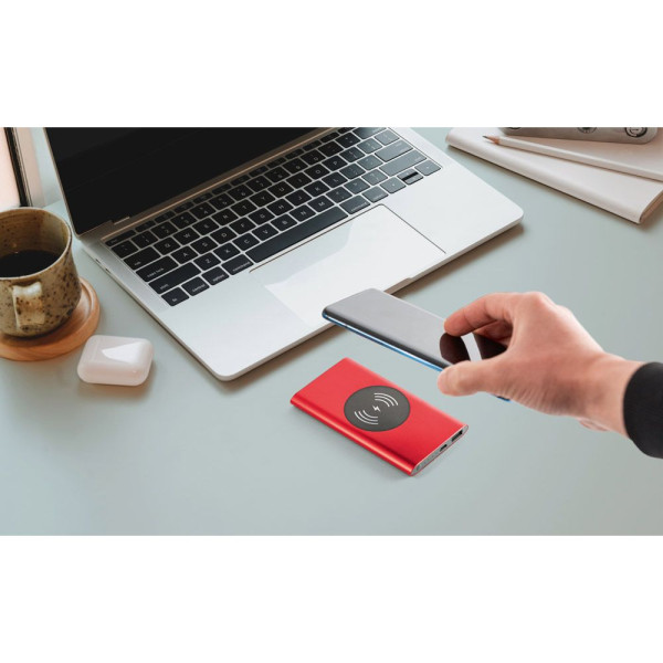 Power bank CASSINI 4 000 mAh avec chargeur sans fil 5W en aluminium recyclé - BCM Goodies