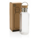 La bouteille 680ml en rPET GRS avec couvercle en bambou, un produit écologique et pratique pour vos déplacements quotidiens.

Me