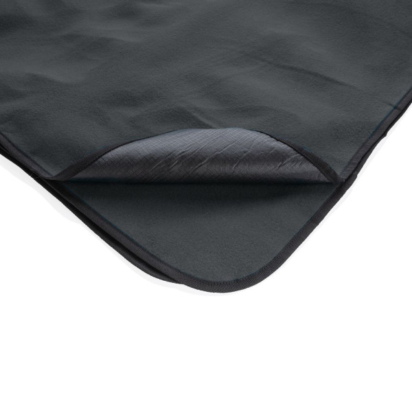 Couverture pique-nique en rPET Impact AWARE™ 150x130cm - BCM Goodies