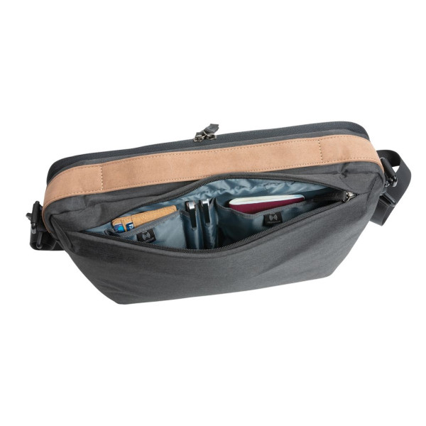 Sacoche ordinateur 15,6” Two Done Impact AWARE™ 300D - Sac pour professionnel en polyester recyclé - BCM Goodies