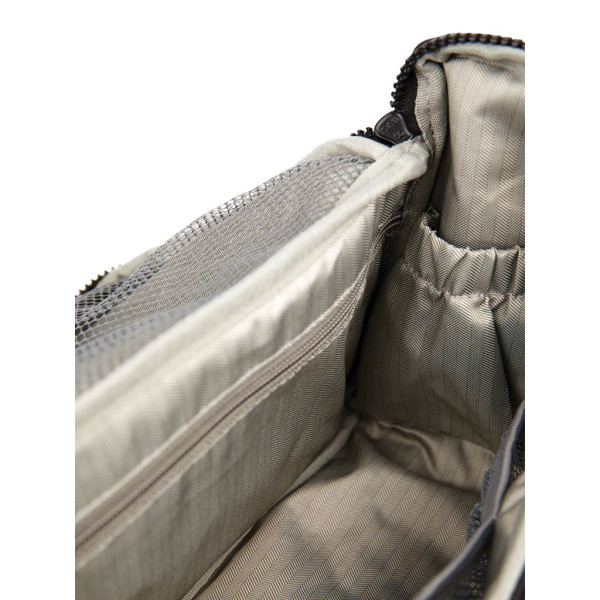 Trousse de toilette personnalisable Baltimore VINGA - Accessoire de voyage professionnel et pratique