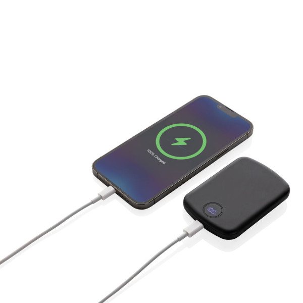 Powerbank magnétique 5000mAh en plastique RCS MagBoost - Batterie de secours pour appareils électroniques - Personnalisable B2B