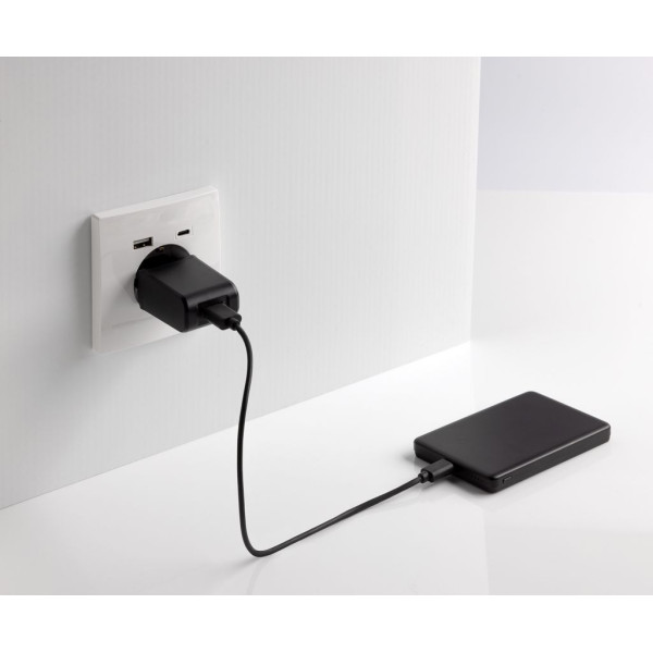 Powerbank 5000mAh et 5W en aluminium recyclé RCS Orion - Batterie de secours durable pour entreprise