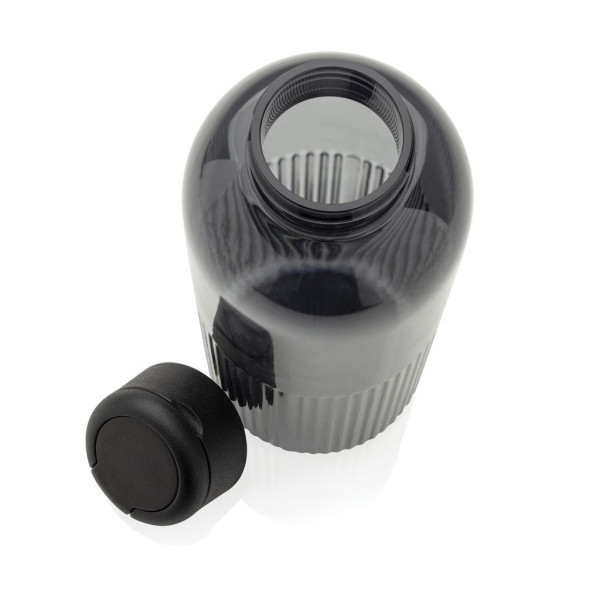 Bouteille en rPET 750 ml avec design ondulé et couvercle à vis sécurisé - BCM Goodies